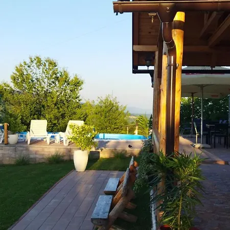 Koliba La Perla Dağ evi *